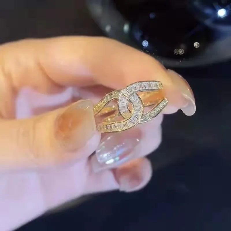 Haylee™ - Модное кольцо с петлей