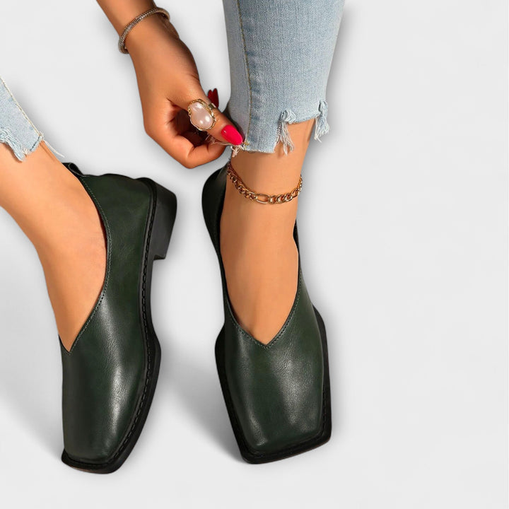 Улани – Обувь для повседневной носки с зебровым рисунком