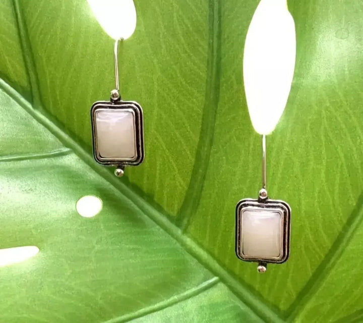 Eliara™ - Мистические каменные серьги